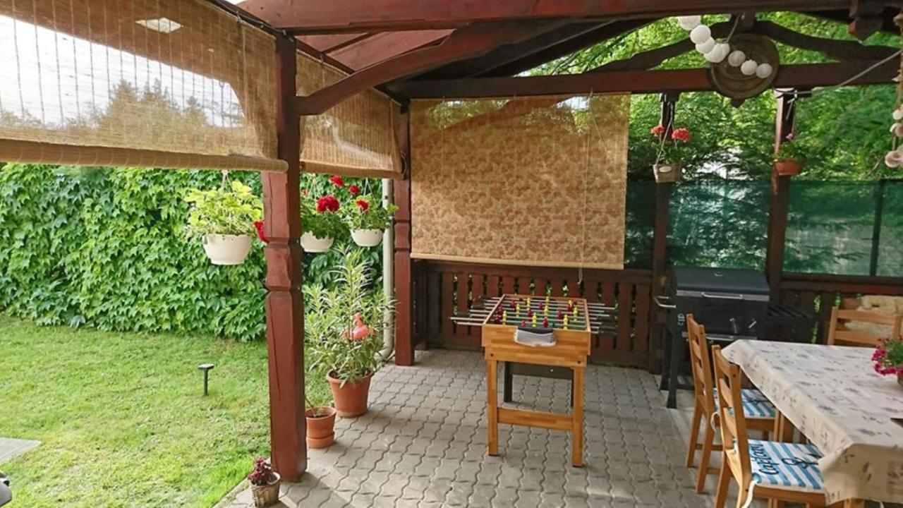 Ferienwohnung Liliana Vendeghaz Balatonfůzfő Exterior foto