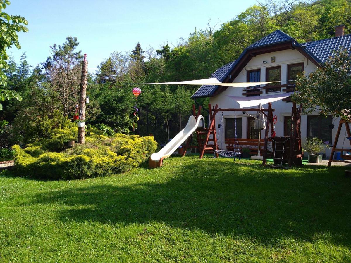 Ferienwohnung Liliana Vendeghaz Balatonfůzfő Exterior foto