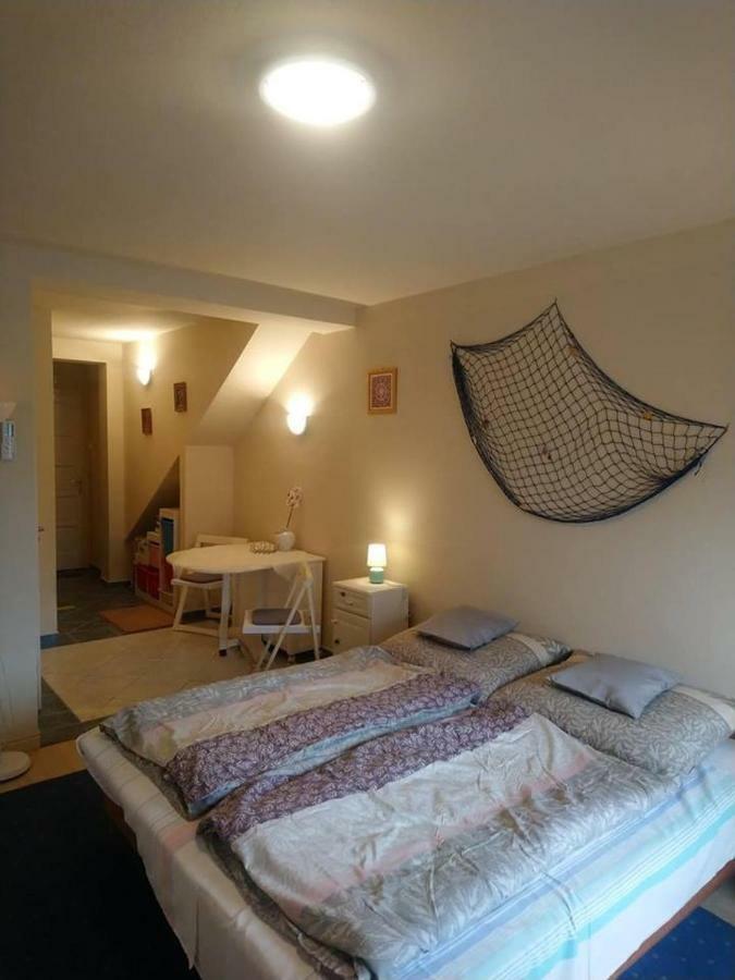 Ferienwohnung Liliana Vendeghaz Balatonfůzfő Exterior foto
