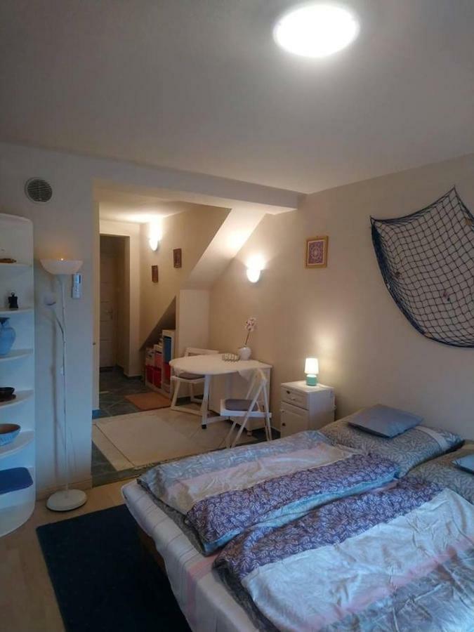 Ferienwohnung Liliana Vendeghaz Balatonfůzfő Exterior foto